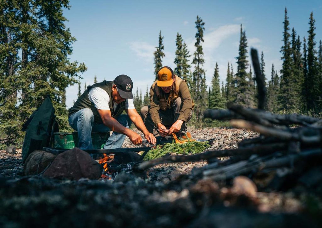 La liste essentielle des outils pour une aventure en forêt : Les éléments clés nécessaires pour explorer la nature